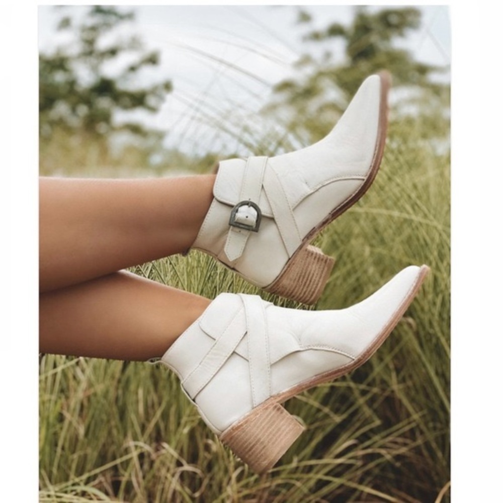 Free People‎ Back Loop Ankle Boot - Picture 5 of 8